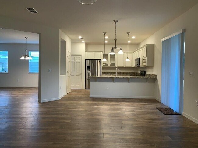 Foto del edificio - 3013 Cherry Orchard Ln