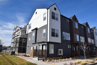 Building Photo - 4479 S 500 E