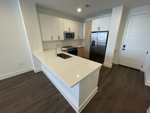 Interior Photo - The Argos Apartments on The Beltline