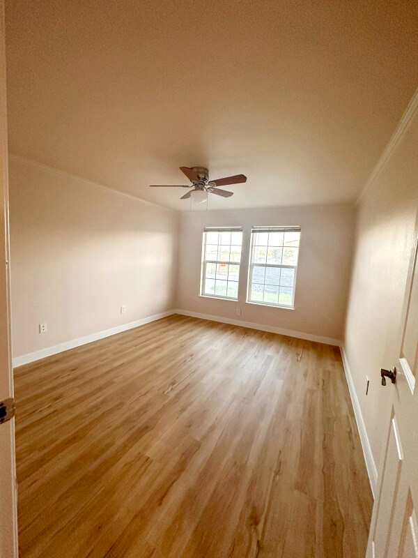 Foto del edificio - 3611 Noble Ave