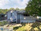 Primary Photo - Cozy 3 bd. home on Ukiah's westside!