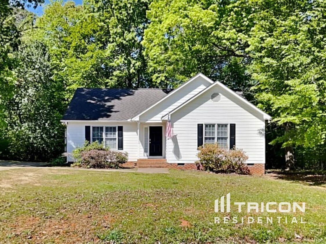 Primary Photo - 925 Lazy Branch Drive Benson NC