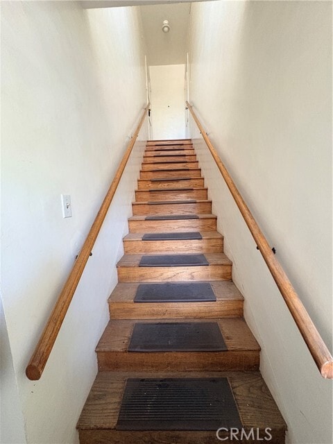Building Photo - 448 W Grinnell Dr