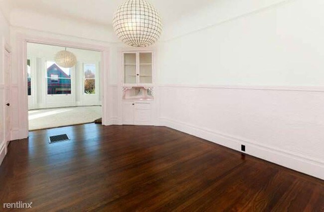 Building Photo - 57 Carmelita St