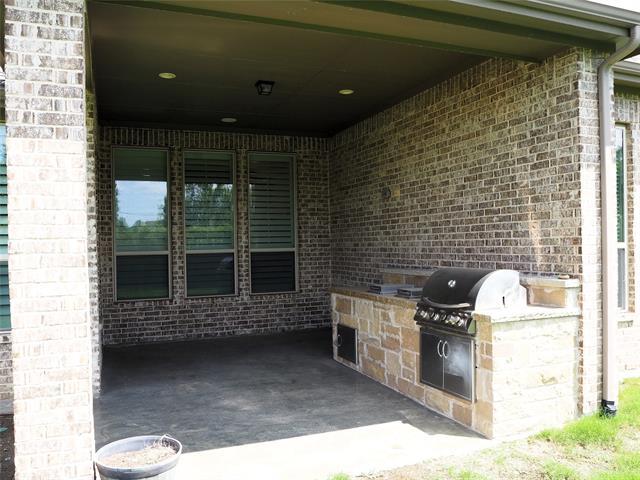 Building Photo - 909 Fenceline Dr