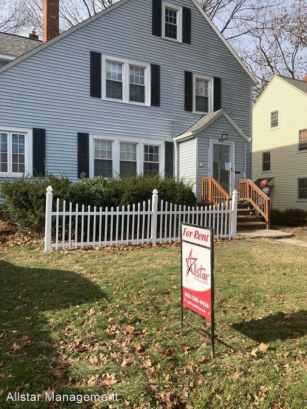 Primary Photo - 3 br, 2.5 bath House - 932 Beverly Rd