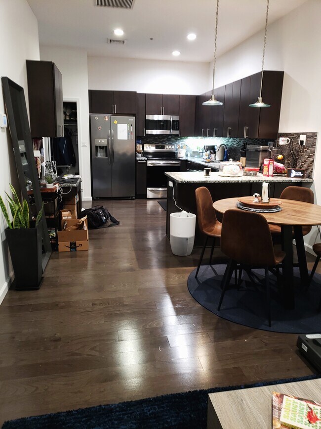 Foto del edificio - 415 New York Ave