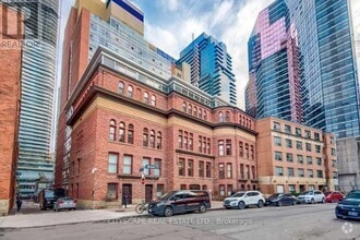 Building Photo - 11-111 St Joseph St