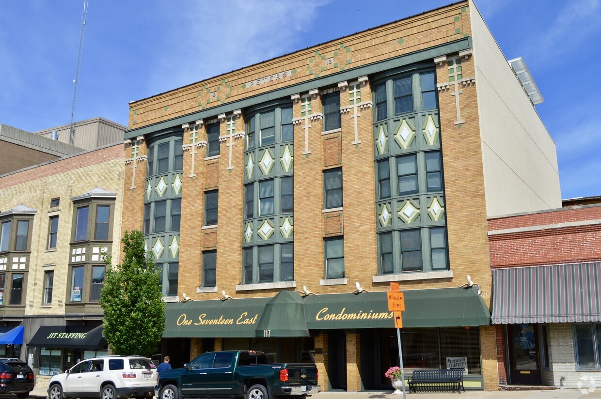 Primary Photo - One Seventeen East Condominiums