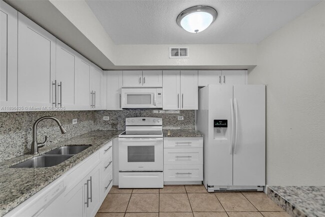 Foto del edificio - 3680 N 56th Ave