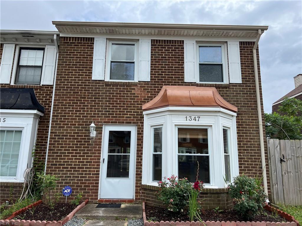 Primary Photo - 1347 Battleford Dr