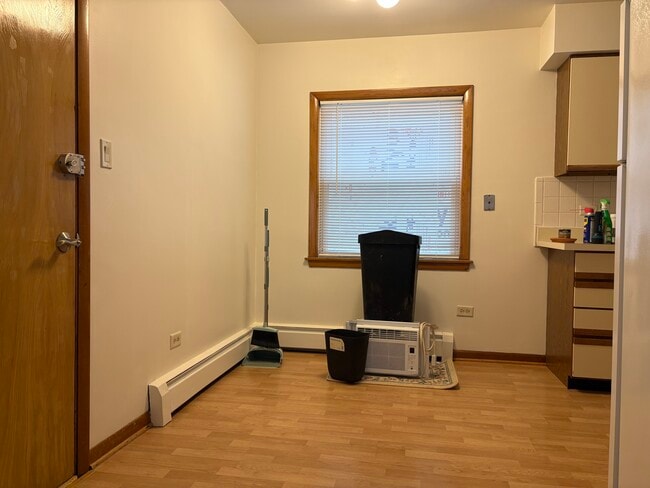 Foto del edificio - 2611 W Logan Blvd