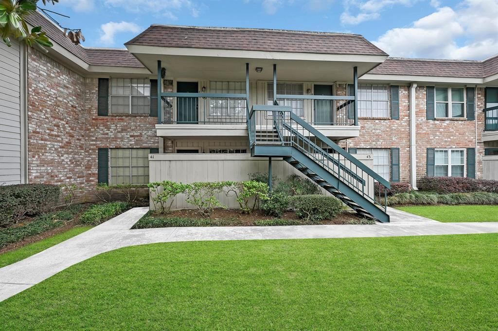 845 Augusta Dr Unit 41, Houston, TX 77057 Condo for Rent in Houston
