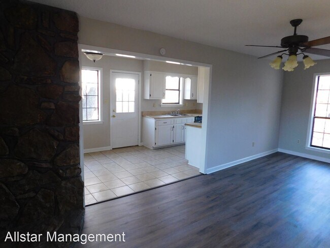 Building Photo - 3 br, 2 bath House - 6335 Yorkshire Cove