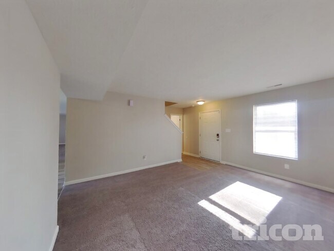 Foto del edificio - 11104 Waterfield Pl