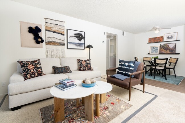 Building Photo - Citrus Place