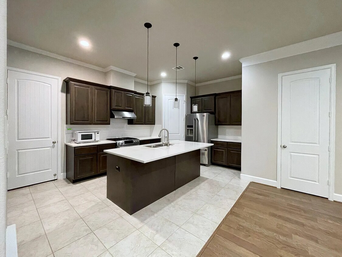 Foto principal - 5235B Petty St