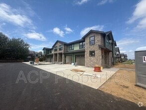 Building Photo - 2205 DeJong Dr