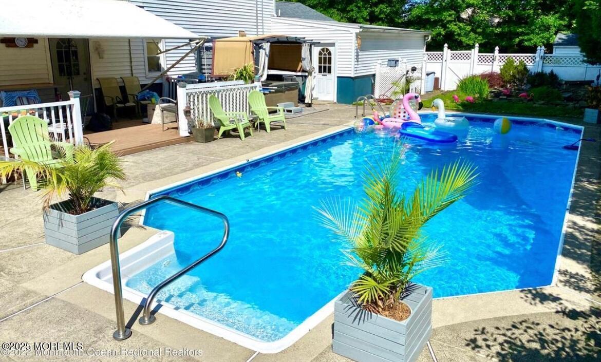 Foto principal - 1300 Allaire Ave