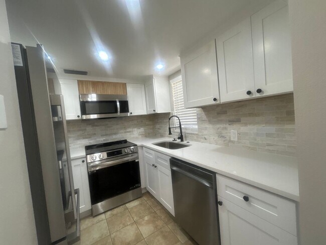 Foto del edificio - 1 Bedroom/1 Bathroom 1st Floor Condo at Gulf Harbors - AVAILABLE May 1st!
