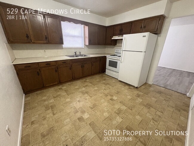 Foto del edificio - 529 Cape Meadows Cir