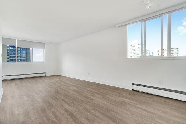 Photo du bâtiment - 1454 Pendrell Street