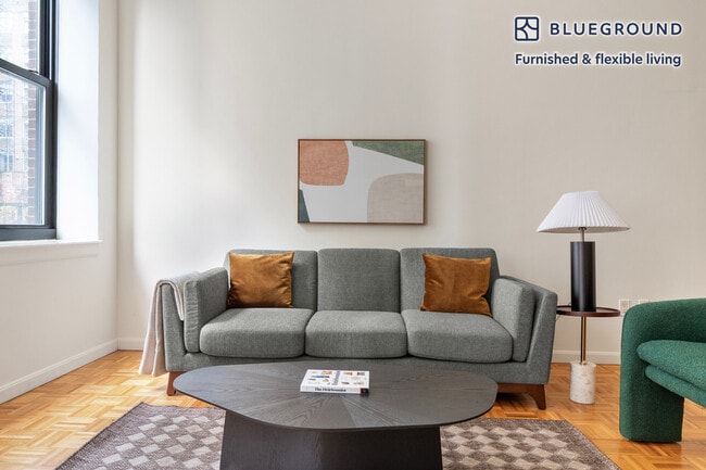 Building Photo - 85 John St