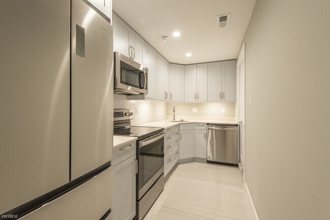 Foto del edificio - 1133 E Columbia Ave