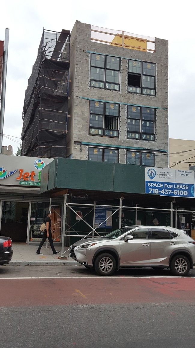 Building Photo - 302 Nostrand Ave