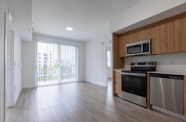 Foto del edificio - 375 N Biscayne River Dr