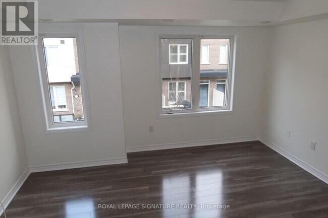 Building Photo - 45 Heron Park Pl