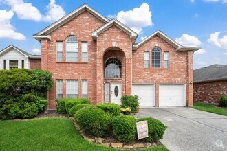 Building Photo - 26900 Castlecliff Ln