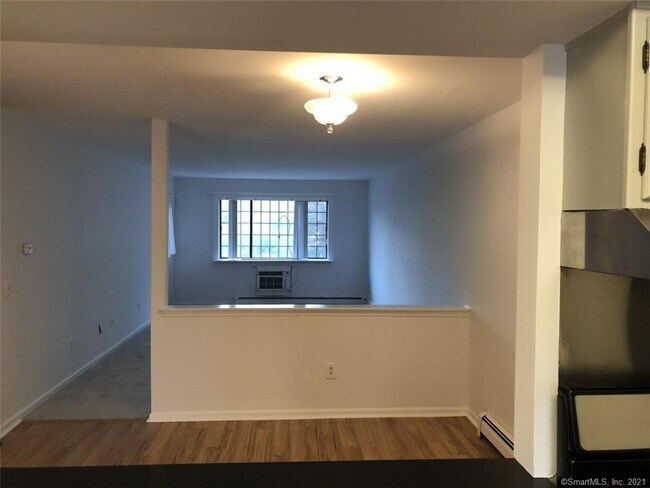 Foto del edificio - 20 Andover Ct
