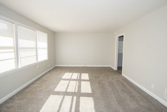 Foto del edificio - 753 Janice Dr