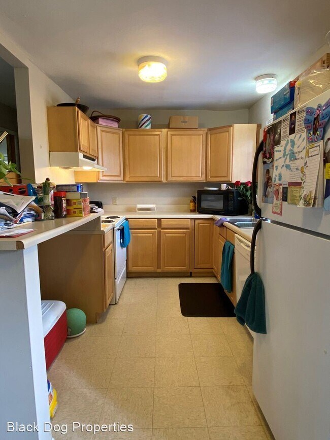 Building Photo - 3 br, 1 bath House - 1508 Campus Rd.
