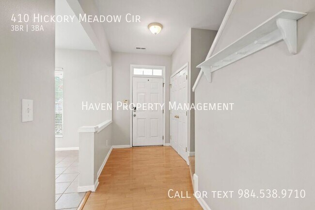 Building Photo - 410 Hickory Meadow Cir
