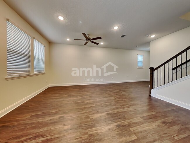 Foto del edificio - 151 Elcano Ln