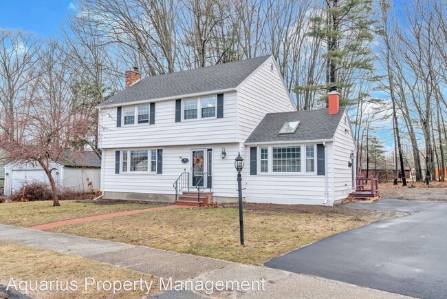 Building Photo - 4 br, 1.5 bath House - 70 Springwood Road
