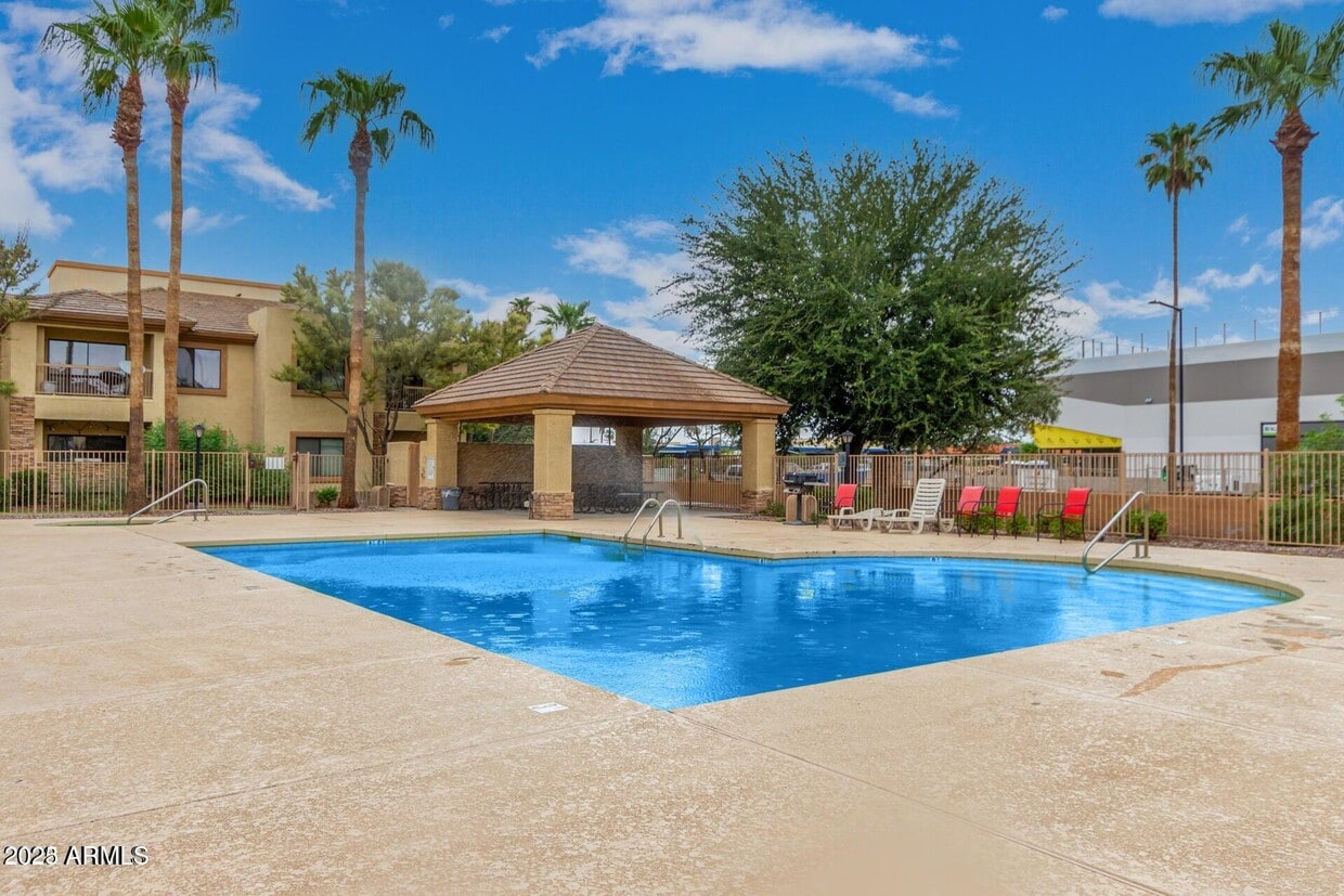 Foto principal - 6770 N 47th Ave