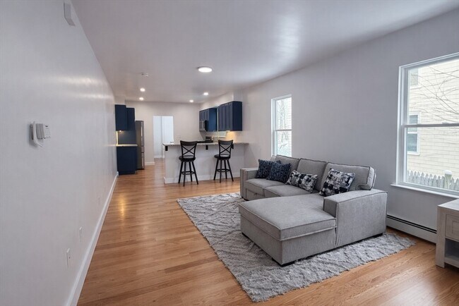 Building Photo - 29 Catherine St