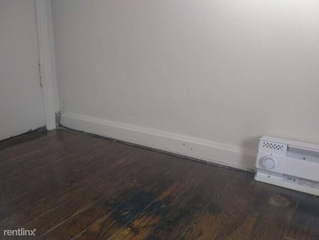 Foto del edificio - 3 br, 2 bath House - 3955 Standish ave