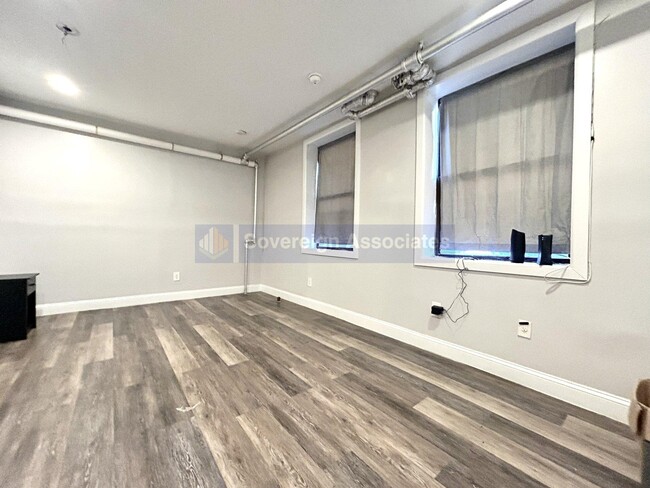 Plano de planta - 546 Isham Street