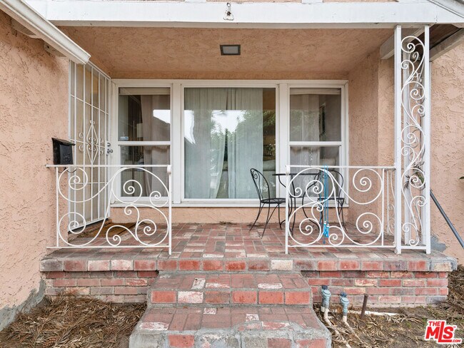 Front Porch - 7512 Flight Ave