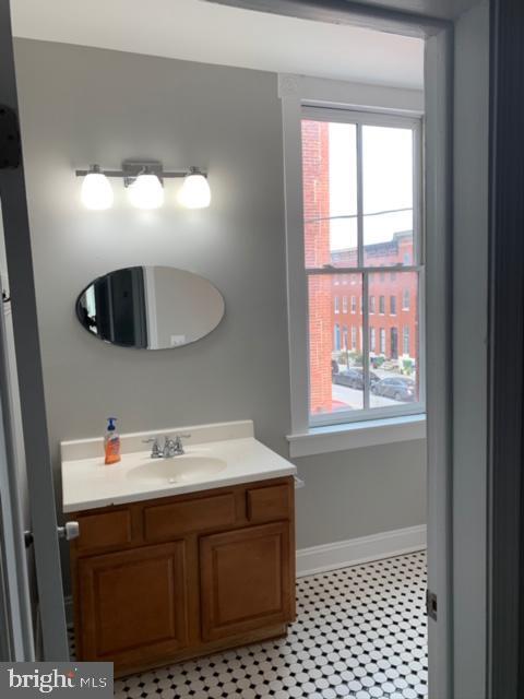 Building Photo - 43 S Stricker St