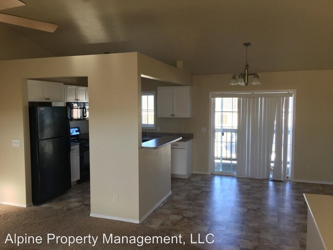 Building Photo - 2 br, 1 bath House - 1511 N. Conifer Pl.