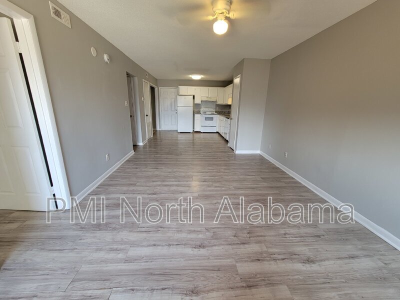 1818 Glenn St SW Unit Apt 1, Decatur, AL 35603 Condo for Rent in