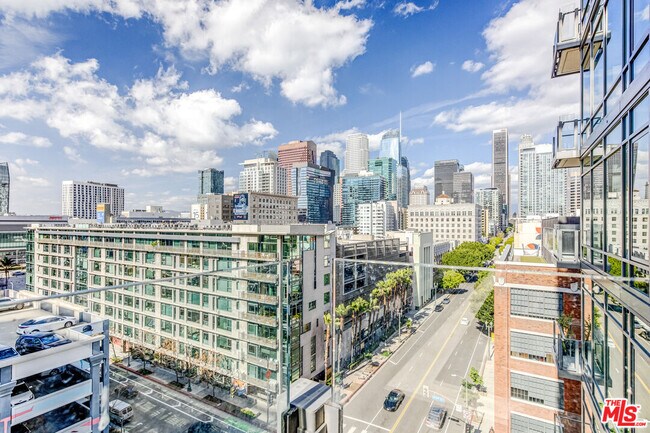 Foto del edificio - 1100 S Hope St