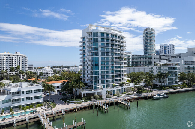 Building Photo - Capri South Beach Condominium