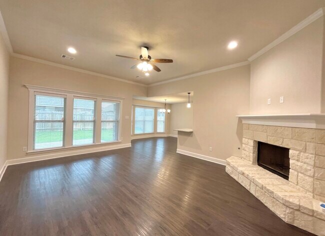 Building Photo - 1017 Dove Chase Ln