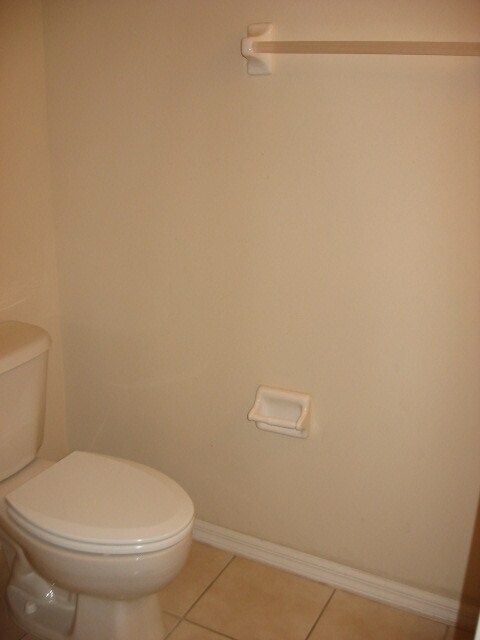 Building Photo - Cypress Landing 8205